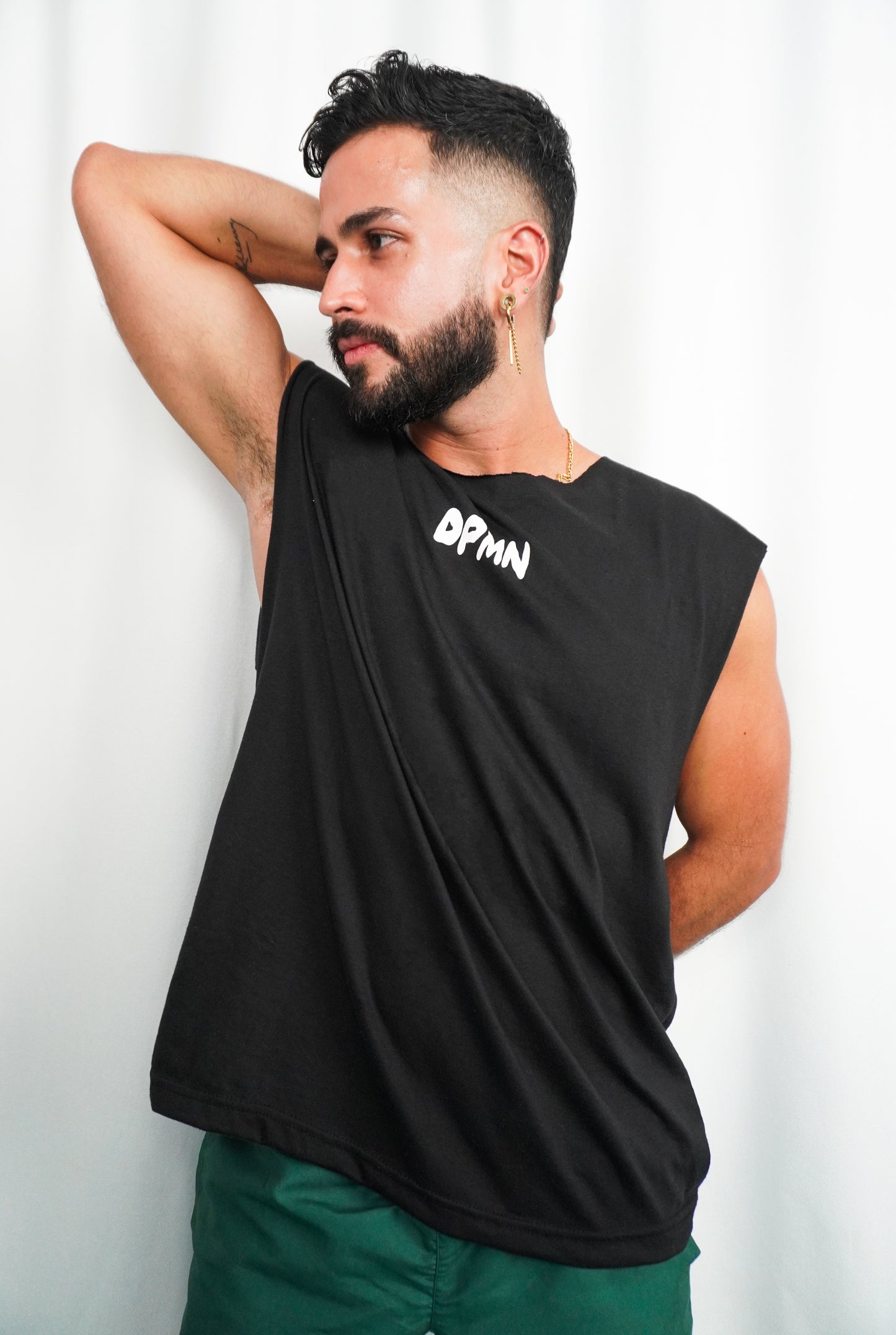 Hot Girls Move  black- Summer TNK TOP