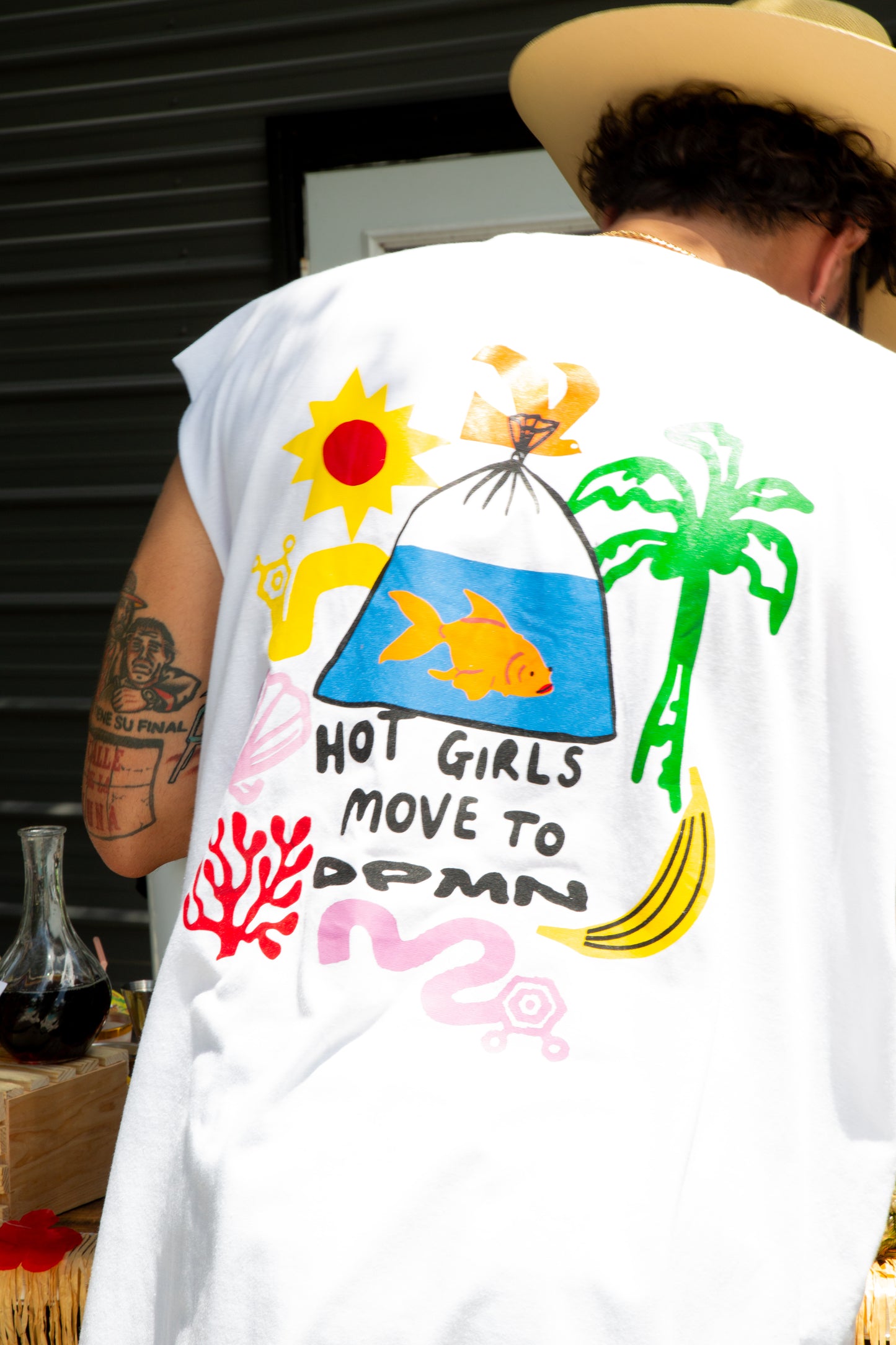 Hot Girls Move TNK TOP - Summer Tshirt