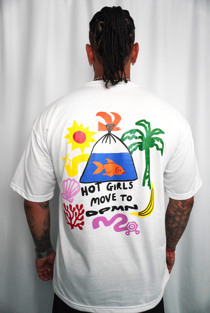 Hot Girls Move - Summer Tshirt